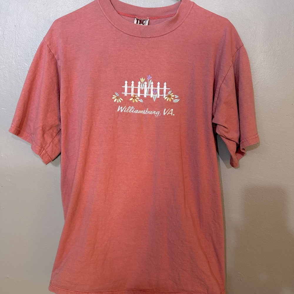Vintage Pink tourist t shirt